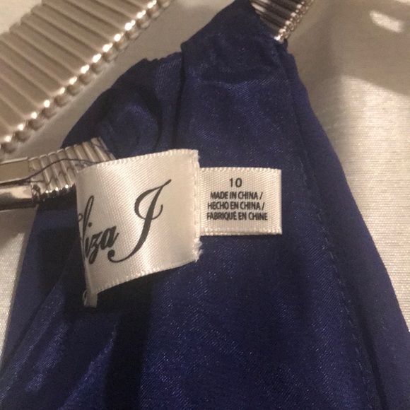 Eliza J Halter Chiffon Gown with Metal Necklace - Picture 6 of 8